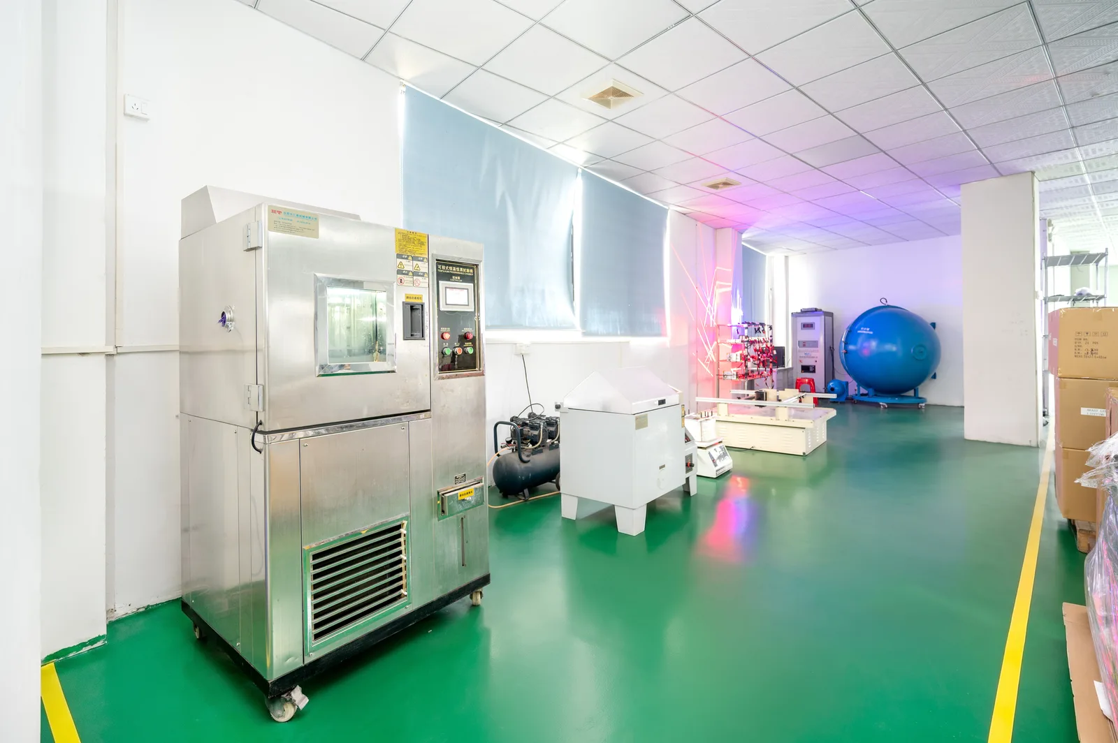 XRLL LED testing laboratory overview